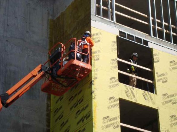 Les avantages de la location de matériel de bricolage - Nacelle élévatrice, déshumidificateur, et plus encore !