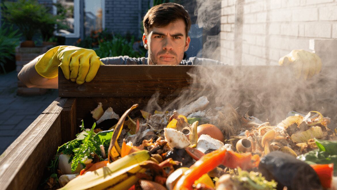 Son compost sentait mauvais et attirait les rats : quand il a
retiré ces 3 déchets qu'il y mettait depuis des années, tout a
changé