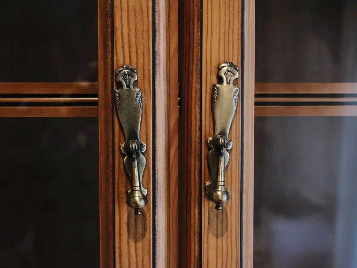 Poignées décoratives en céramique et boutons ornés pour meubles