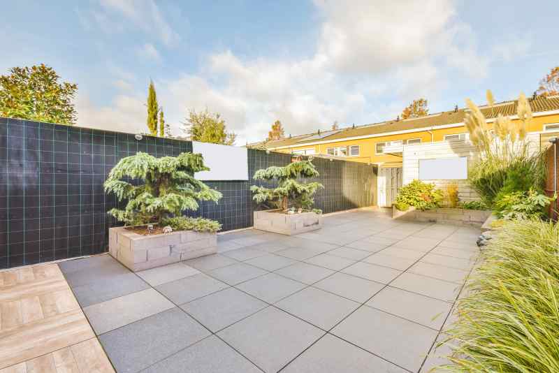 Carrelage de terrasse : comment choisir le bon revêtement extérieur ? CACE Maison